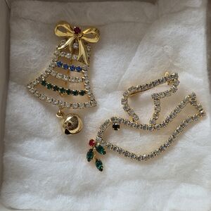 Elegant Gold and Multicolor Crystal Brooch Set